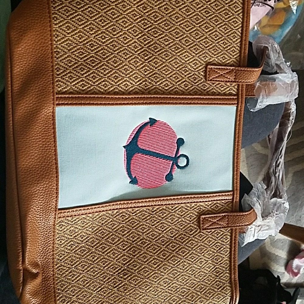 NWT thirty one purse